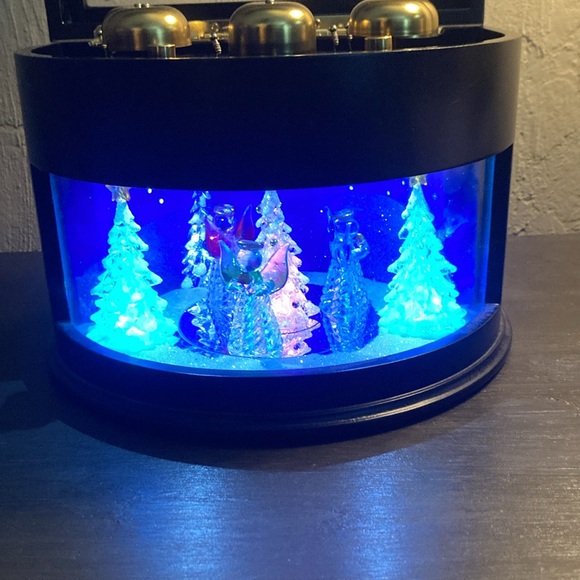 Mr. Christmas Gold Label Animated Symphony of Bells Carousel 2012 Plays 70 Songs - Picture 4 of 5